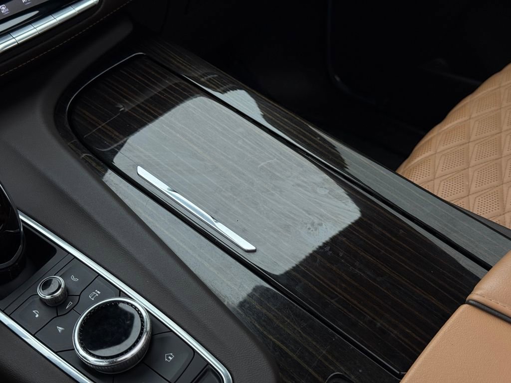 Used 2021 Cadillac Escalade Premium Luxury image 45