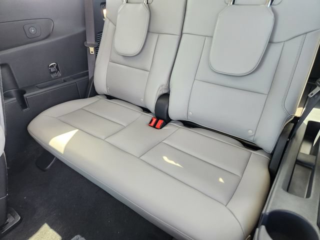 New 2026 Ford Explorer Active w/ Active Comfort Package RWD image 30
