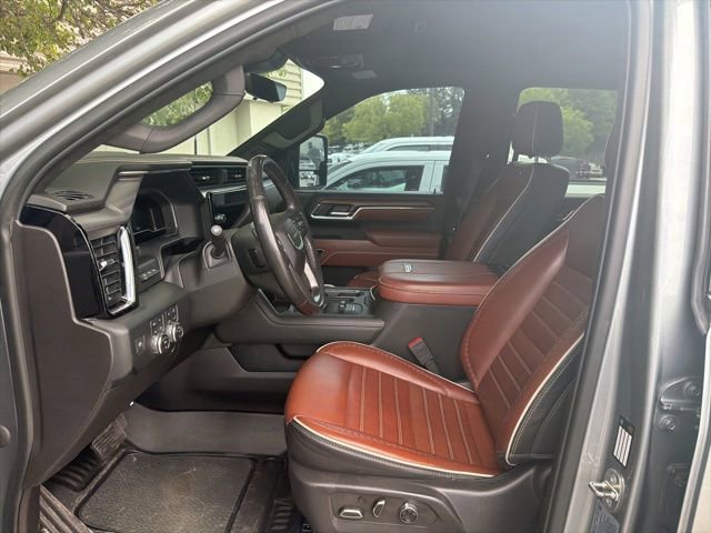 Used 2024 GMC Sierra 2500 Denali Ultimate AWD/4WD image 7