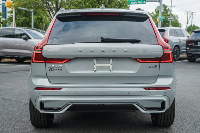New 2026 Volvo XC60 B5 Ultra w/ Climate Package AWD/4WD image 6