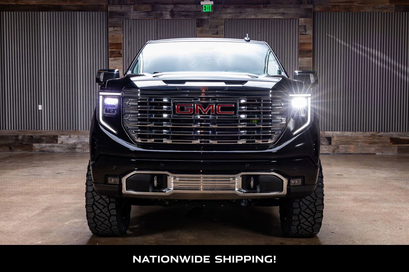 Used 2025 GMC Sierra 1500 Denali AWD/4WD image 4