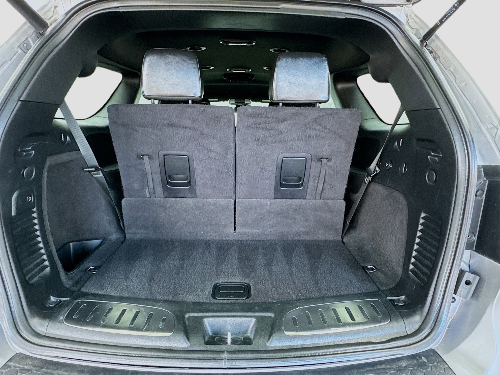 Used 2018 Dodge Durango R/T w/ Technology Group image 17