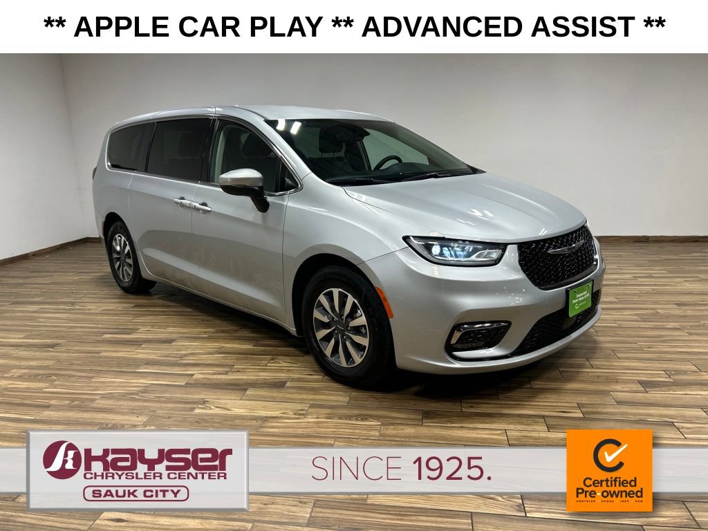 Certified 2023 Chrysler Pacifica Touring-L FWD image 1