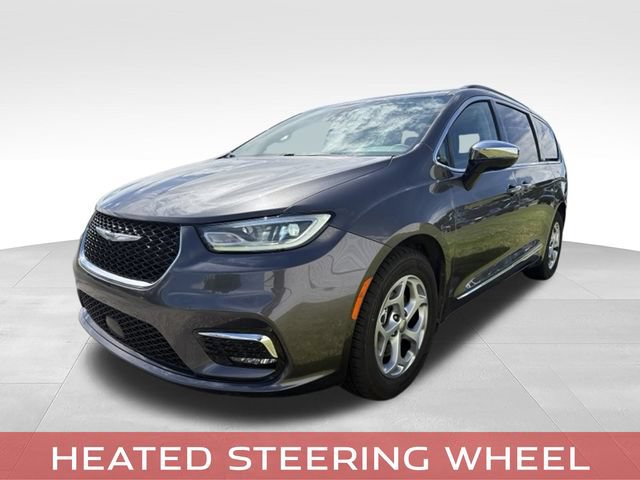 Used 2023 Chrysler Pacifica Limited FWD image 10