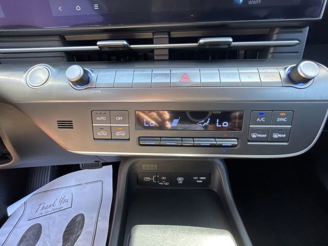 Used 2024 Hyundai Kona SEL FWD image 22