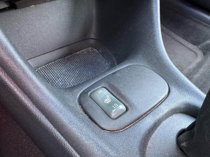 Used 1998 Pontiac Grand Prix GT w/ Opt Pkg FWD image 15