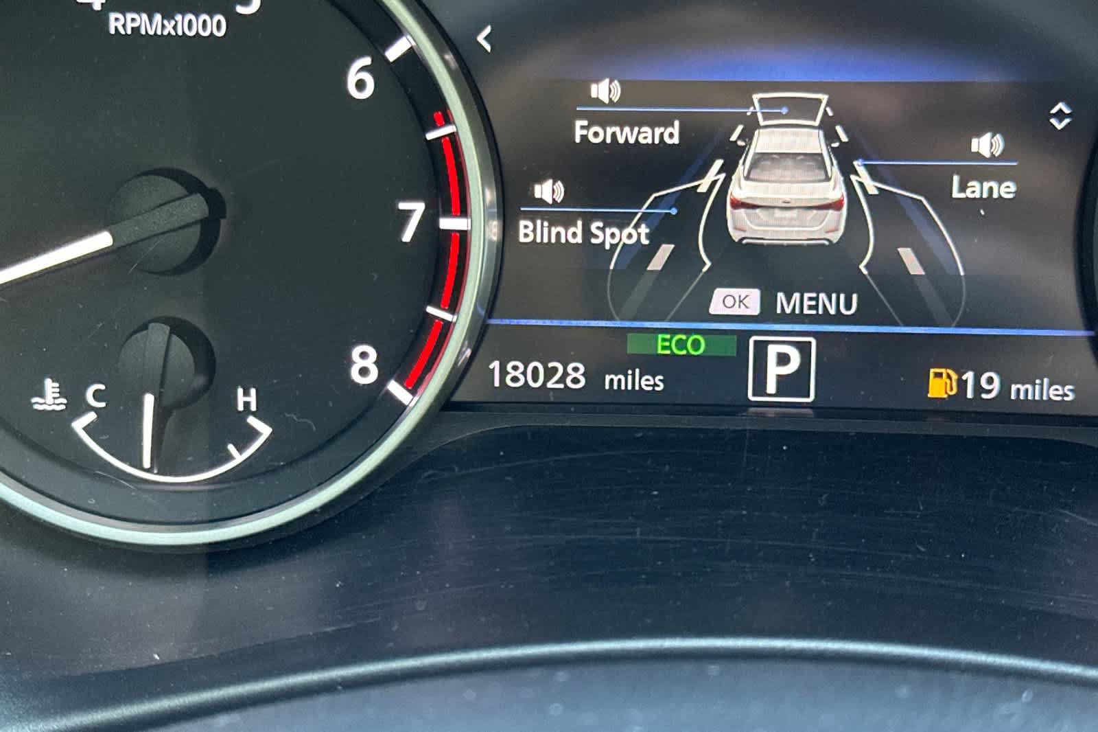 Used 2022 Nissan Sentra SV FWD image 26