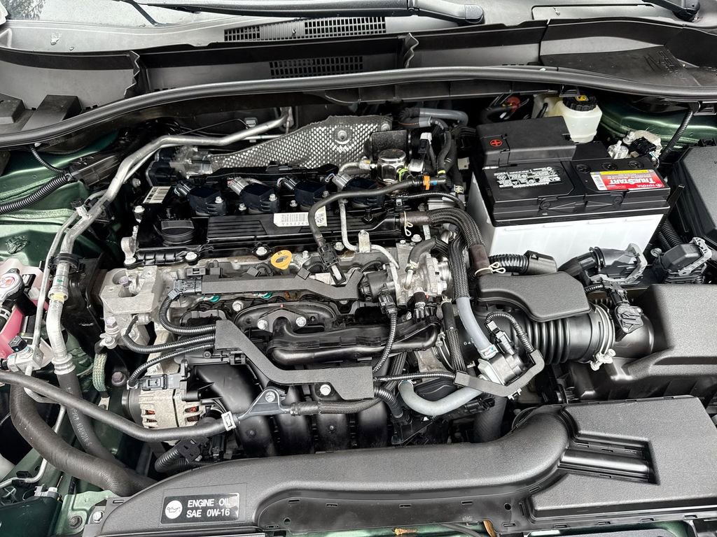 Used 2023 Toyota Corolla Cross LE w/ Moonroof Package image 18