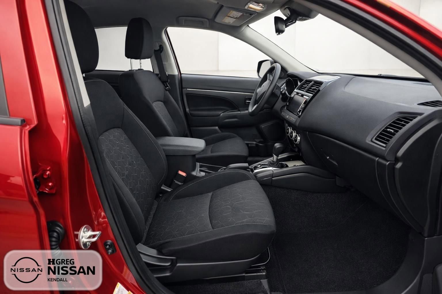 Used 2021 Mitsubishi Outlander Sport LE image 8