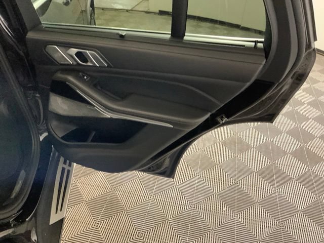 Used 2019 BMW X5 xDrive50i w/ Executive Package AWD/4WD image 35