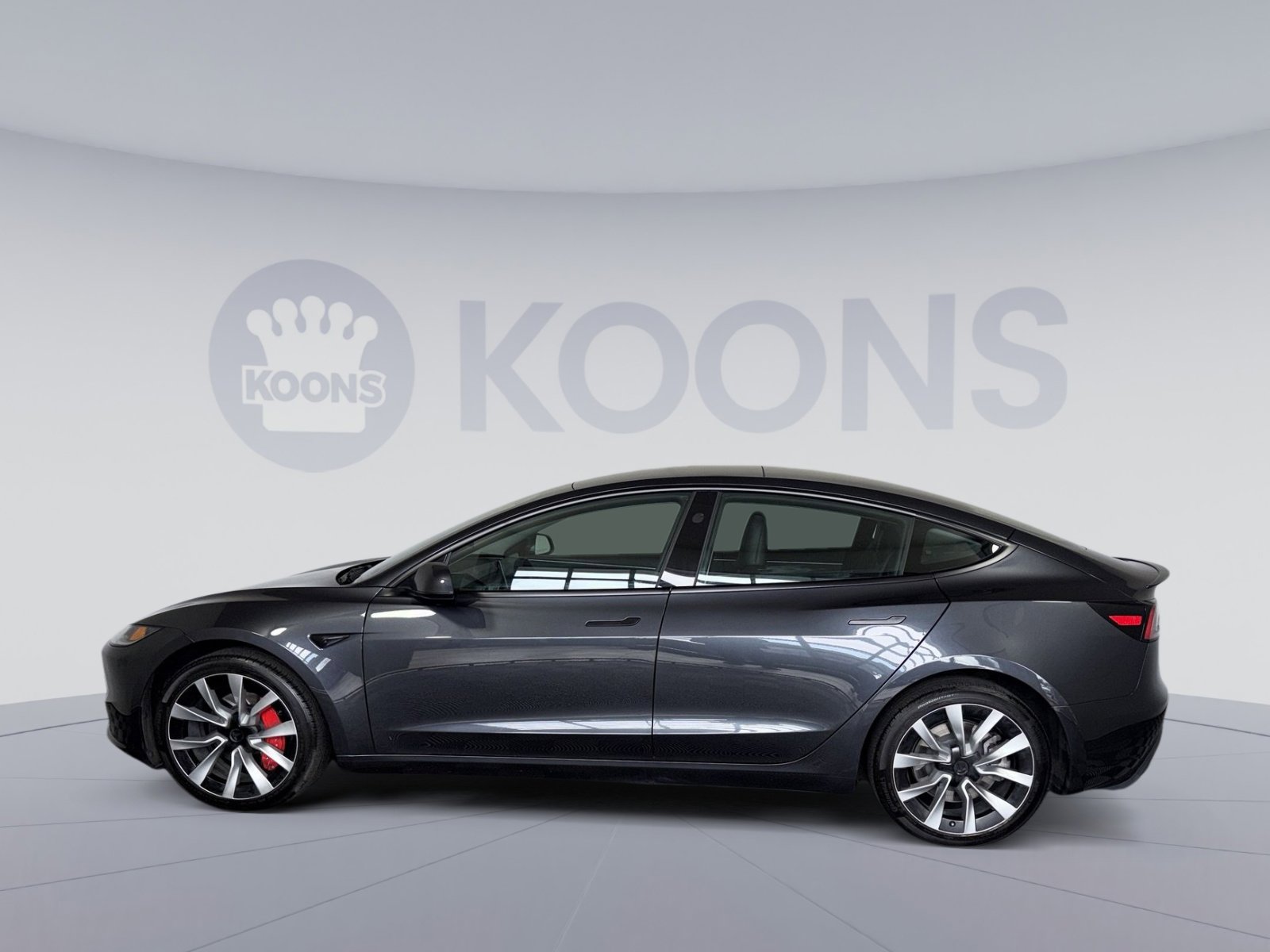 Used 2024 Tesla Model 3 Standard Range image 2