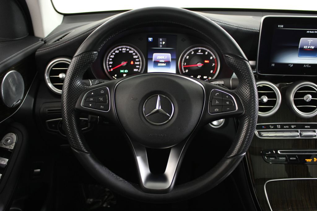 Used 2016 Mercedes-Benz GLC 300 4MATIC image 47