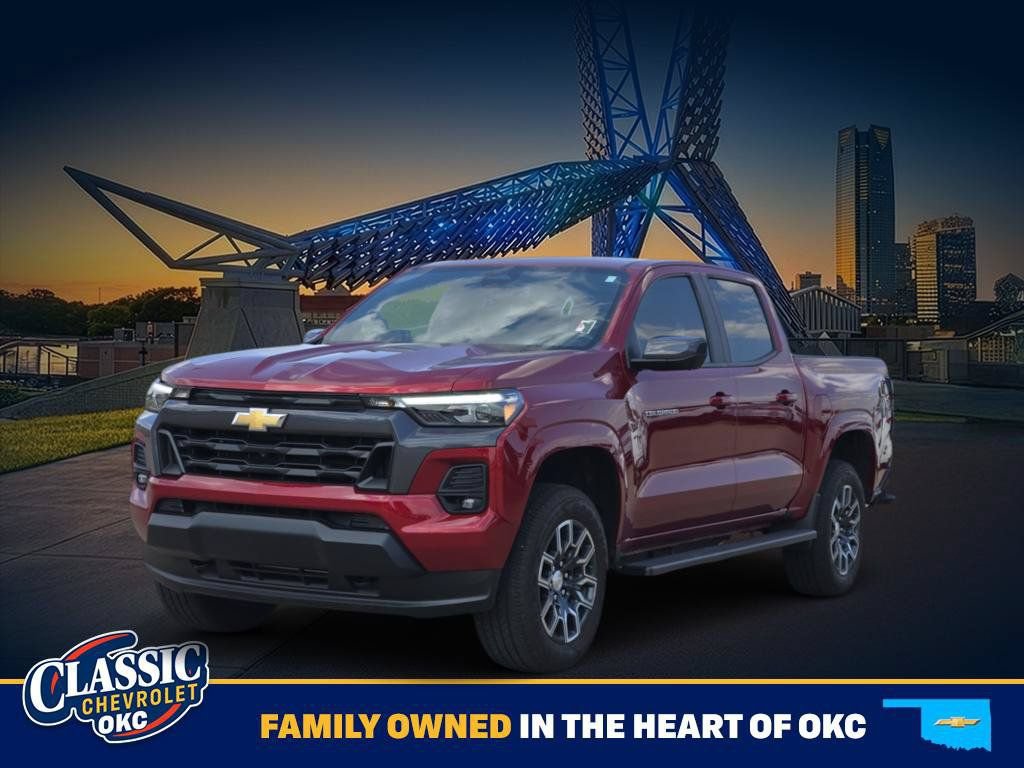 Used 2023 Chevrolet Colorado LT w/ LT Convenience Package III AWD/4WD image 3