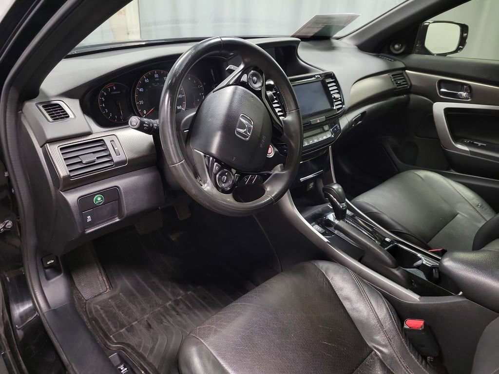 Used 2017 Honda Accord EX-L image 13