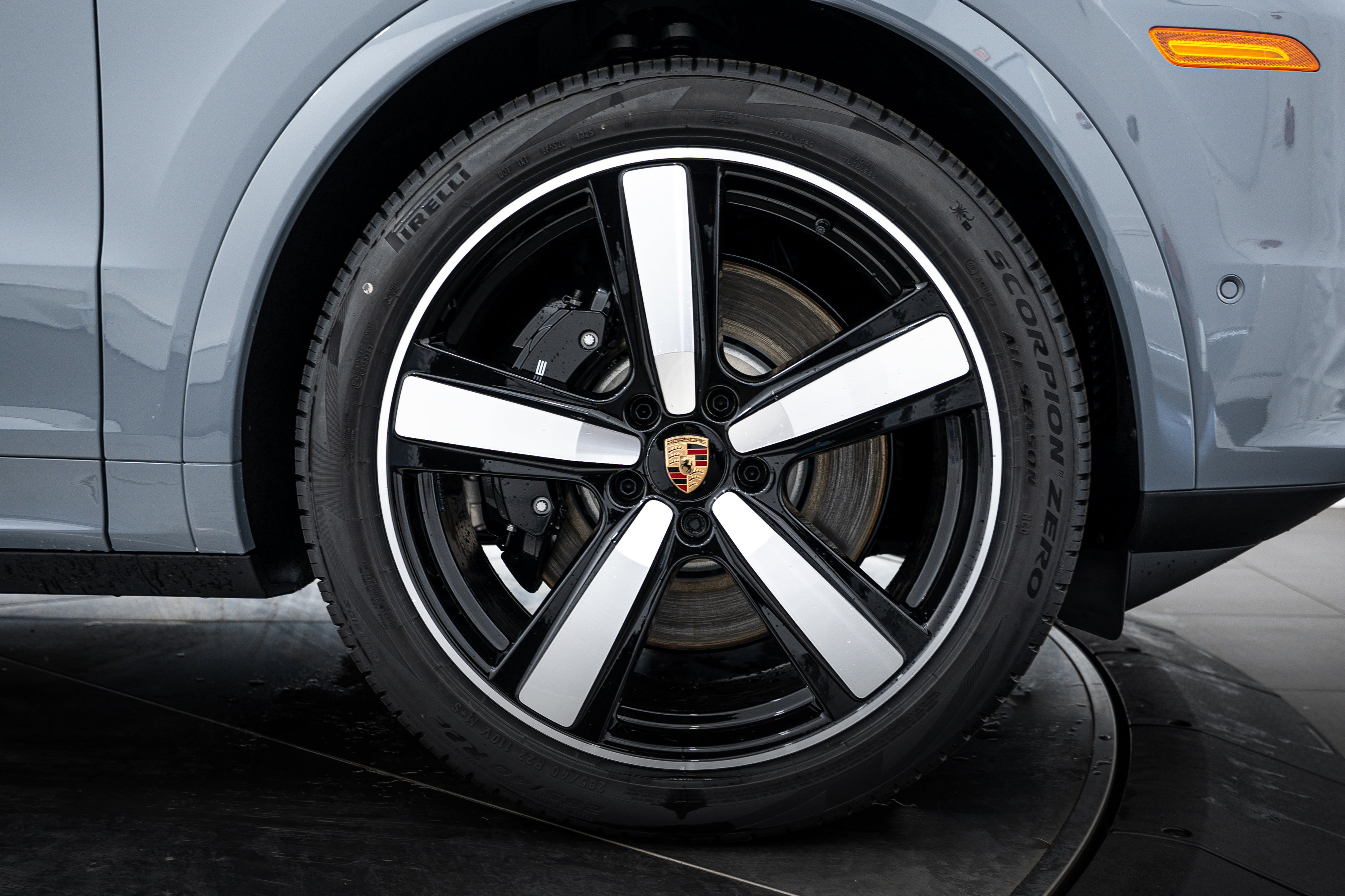 New 2026 Porsche Cayenne S image 11