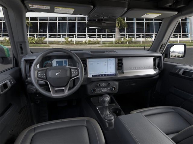 New 2025 Ford Bronco Outer Banks image 9