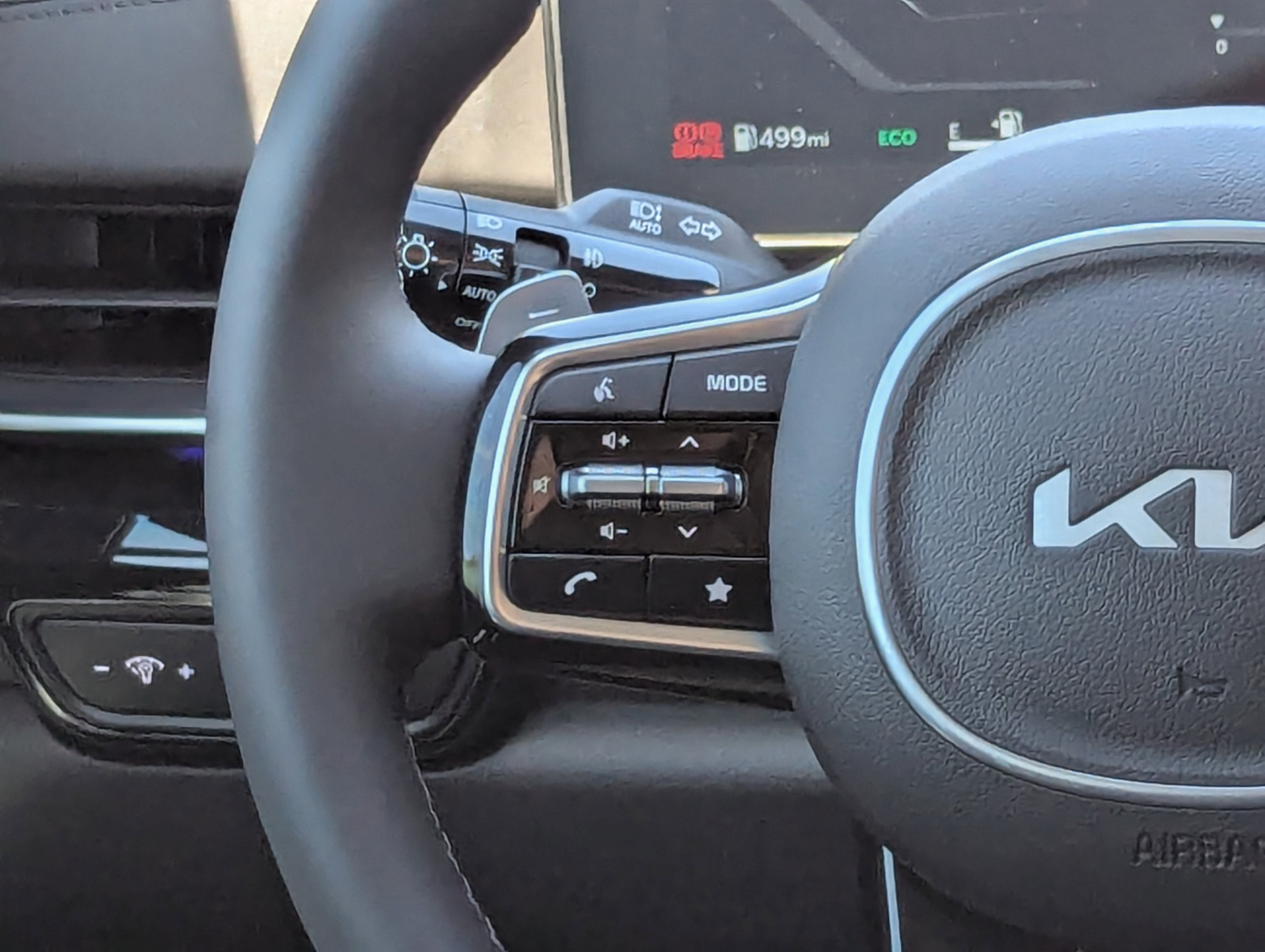 New 2025 Kia Carnival SX Prestige image 17