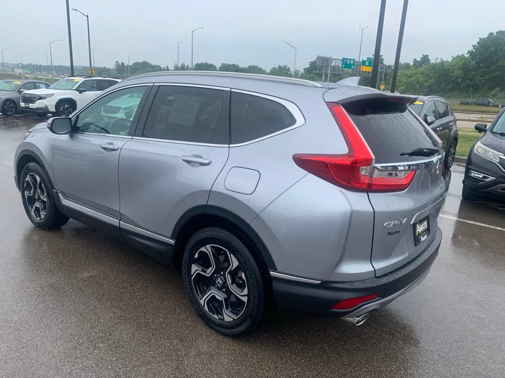 Used 2019 Honda CR-V Touring image 3