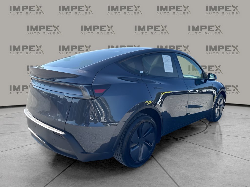 Used 2026 Tesla Model Y Long Range RWD image 5