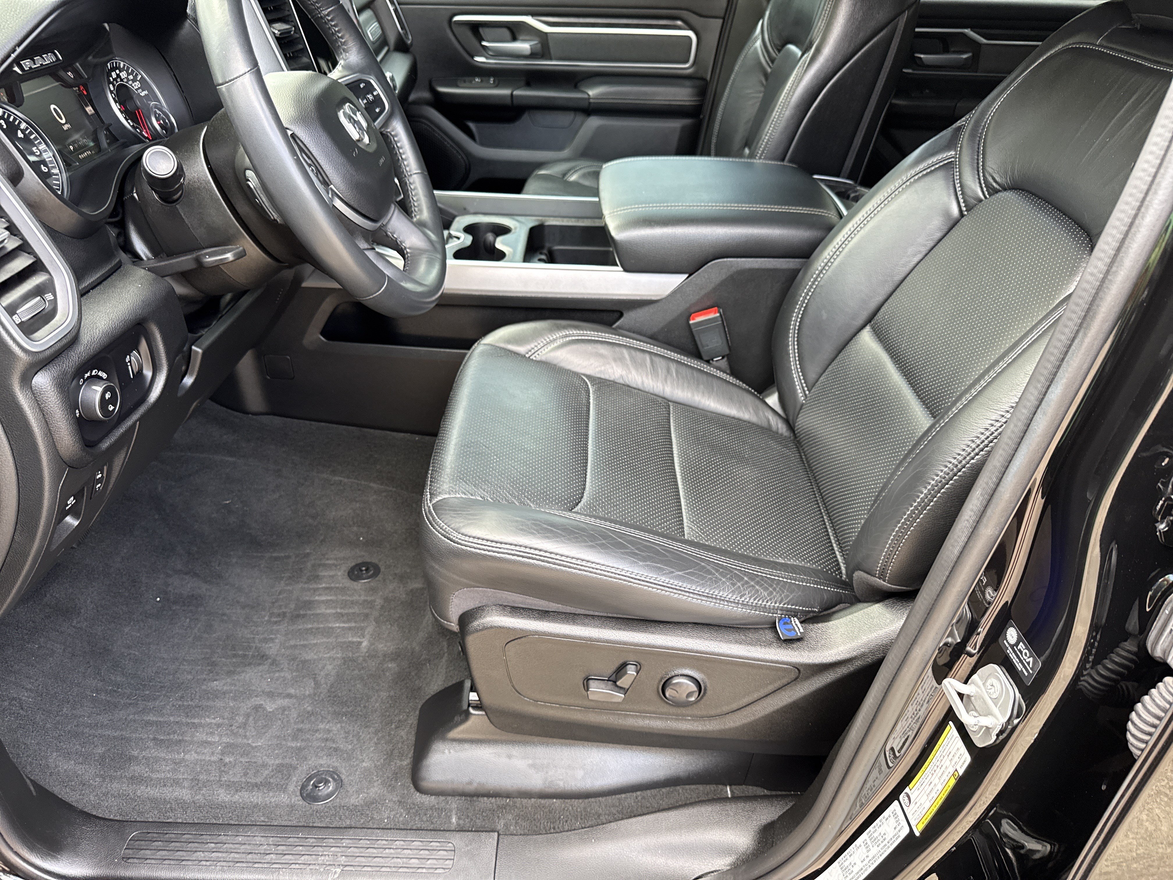 Used 2022 RAM 1500 Big Horn w/ Trailer Tow Group AWD/4WD image 9