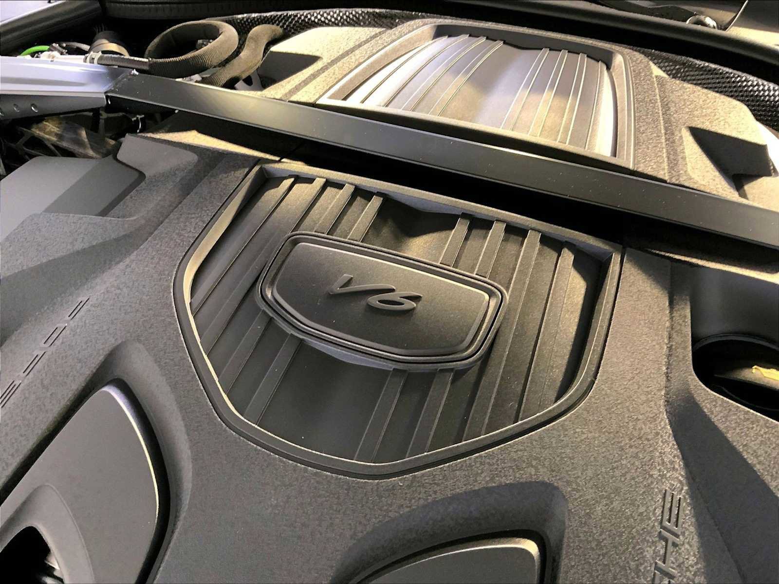 New 2026 Porsche Panamera 4 image 22