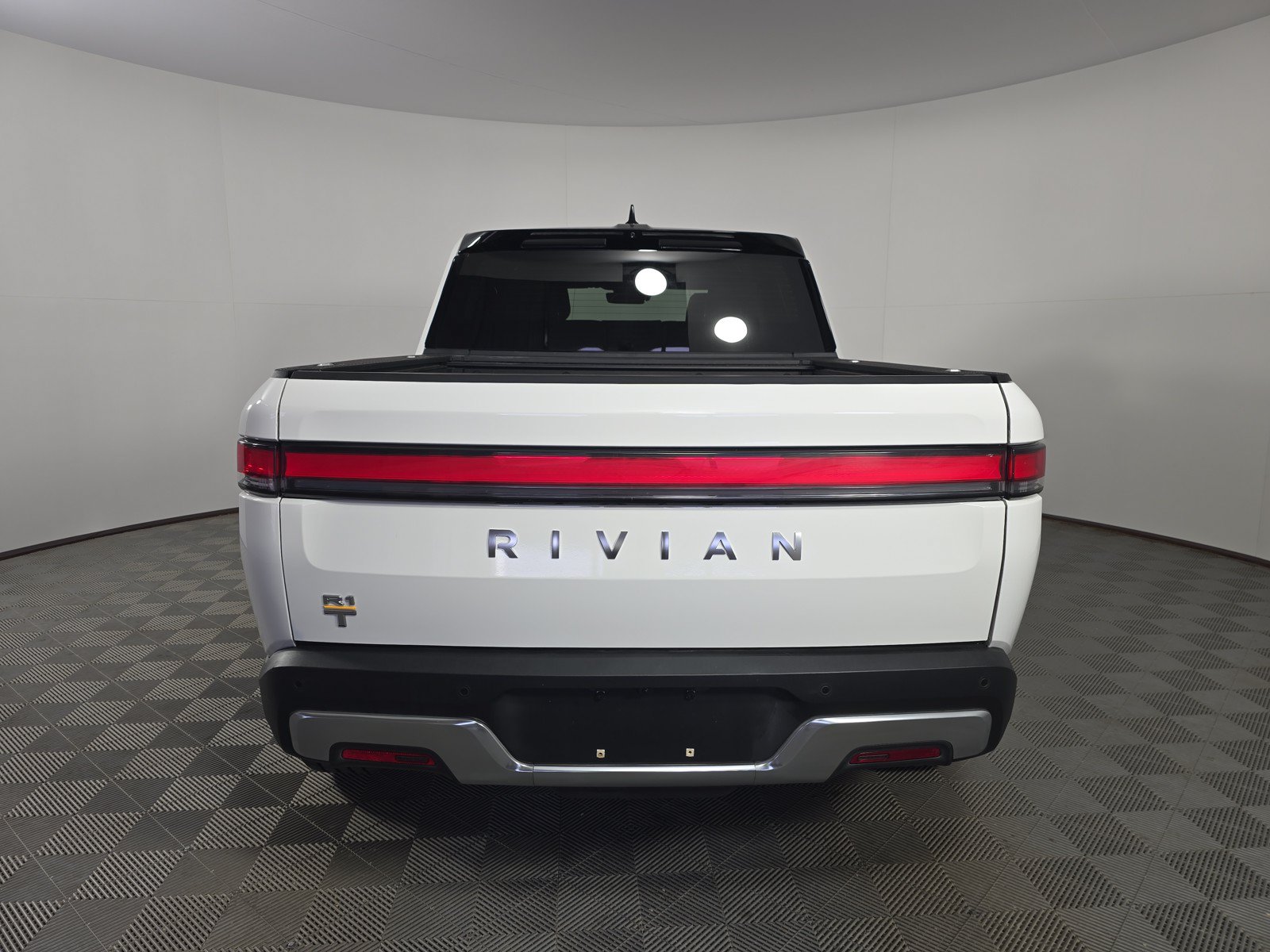 Used 2022 Rivian R1T Launch Edition AWD/4WD image 4