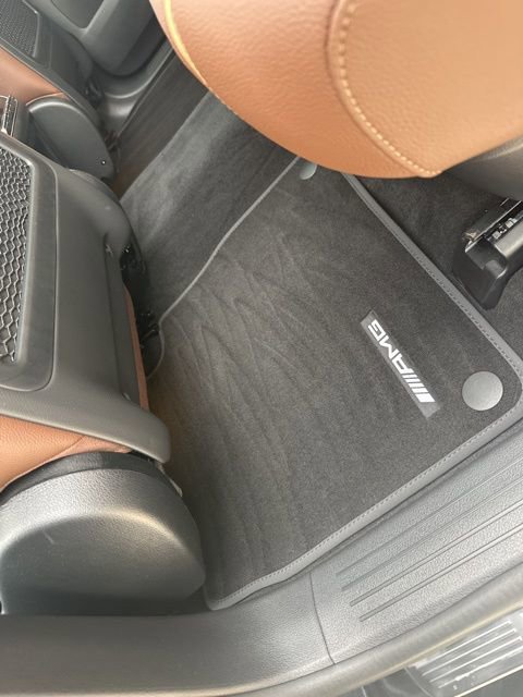 Used 2025 Mercedes-Benz GLS 450 4MATIC image 24