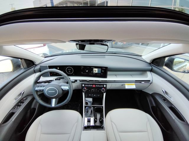 New 2025 Hyundai Tucson SEL image 25