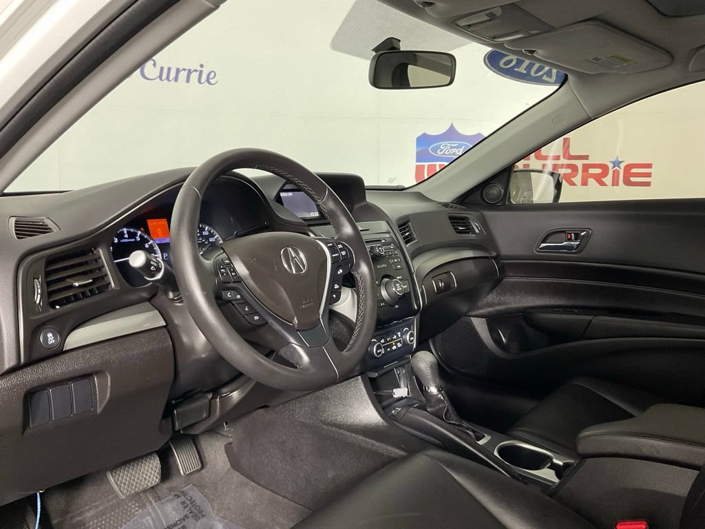 Used 2018 Acura ILX w/ AcuraWatch Plus Package FWD image 13