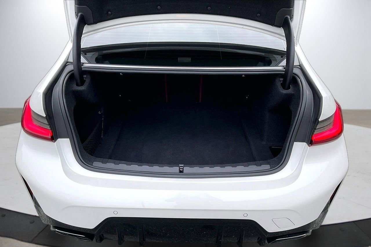 Used 2023 BMW M340i image 27