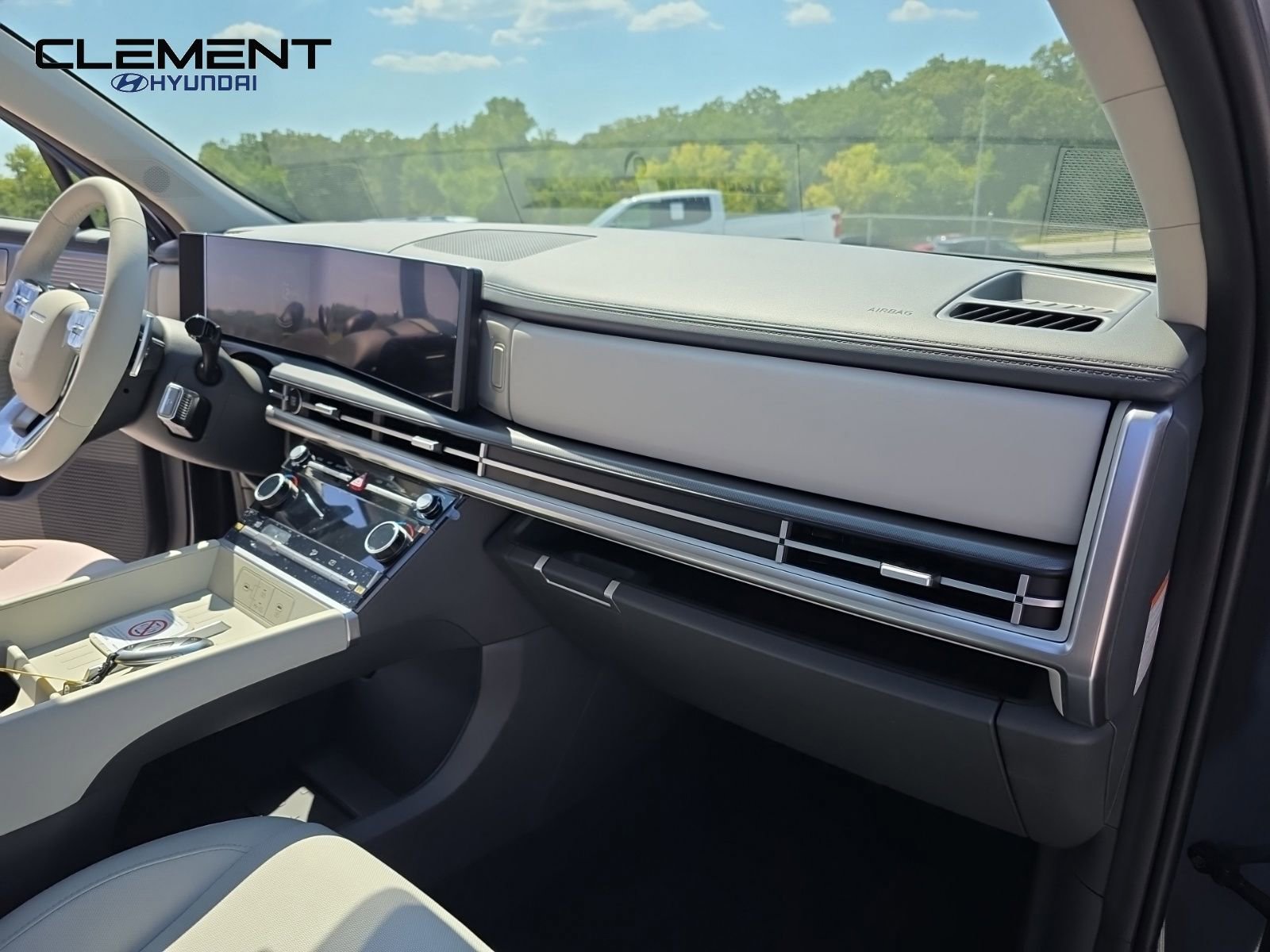 New 2026 Hyundai Santa Fe SE FWD image 31