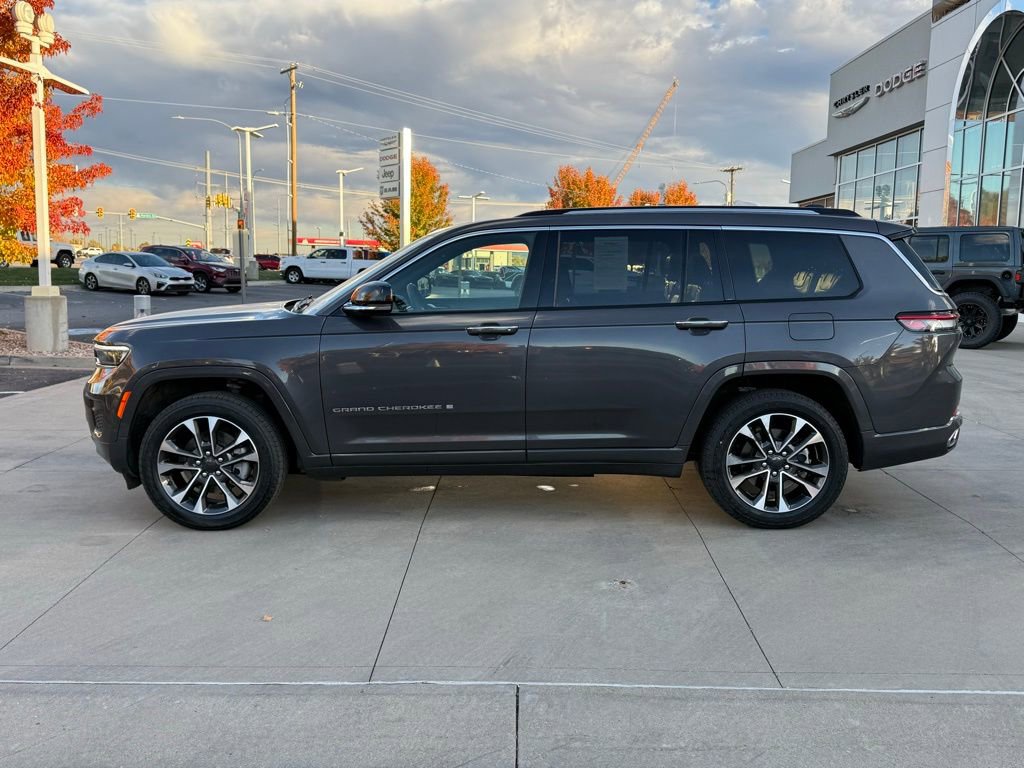 Used 2024 Jeep Grand Cherokee L Overland w/ Trailer Tow Package image 11