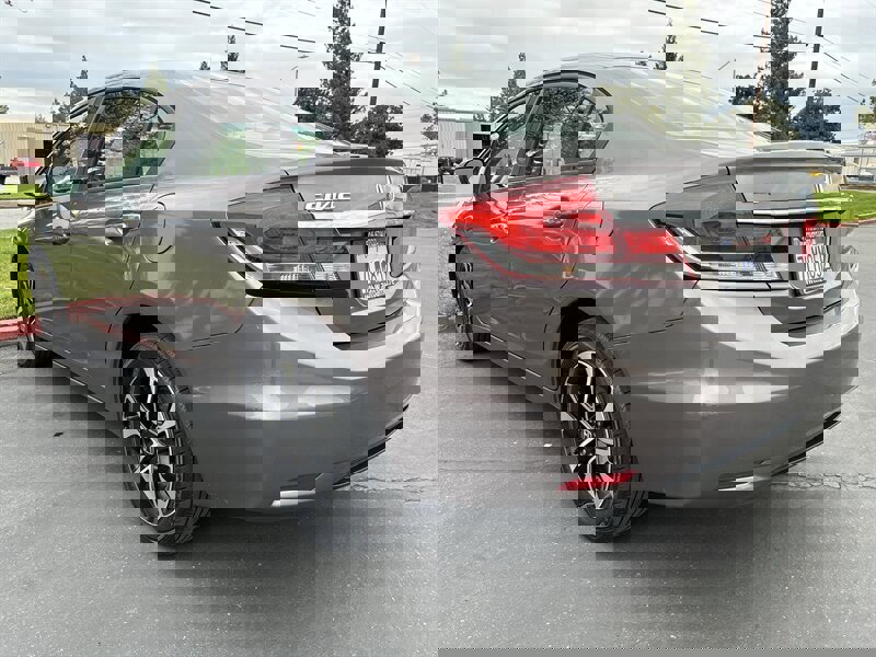 Used 2015 Honda Civic EX image 9