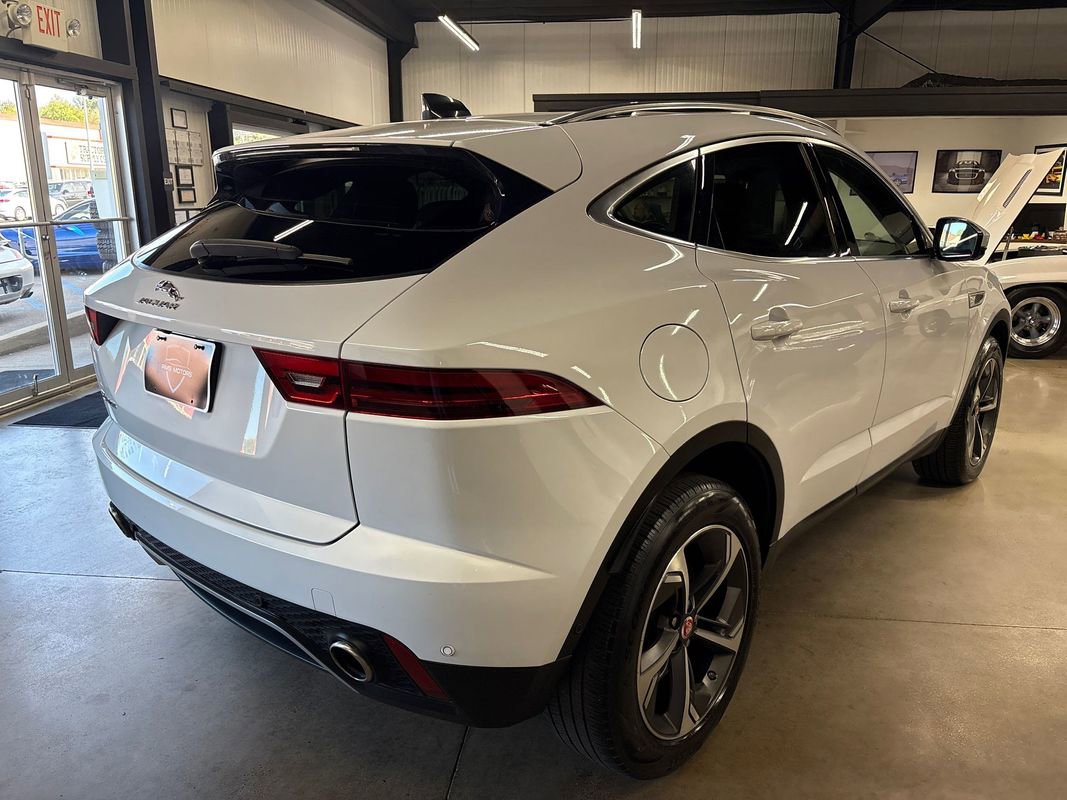 Used 2021 Jaguar E-PACE SE image 10