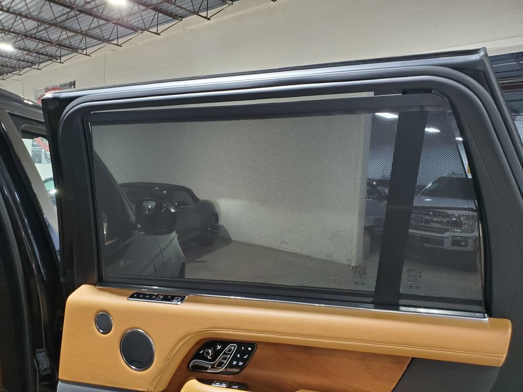 Used 2019 Land Rover Range Rover Long Wheelbase Autobiography AWD/4WD image 30
