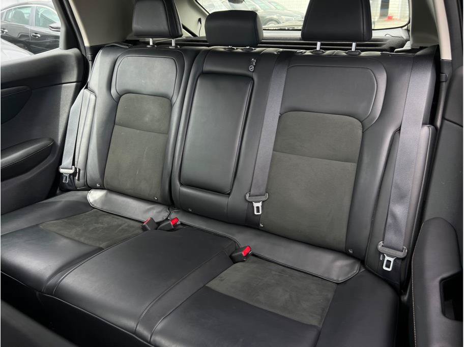 Used 2023 Nissan Ariya FWD image 9