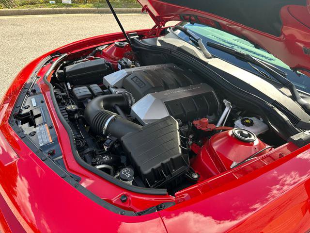 Used 2010 Chevrolet Camaro SS w/ White Stripe Package image 39