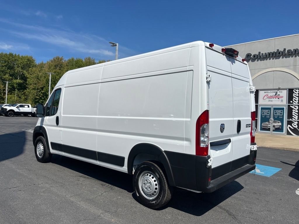 Used 2025 RAM ProMaster 2500 w/ Safety Group image 2