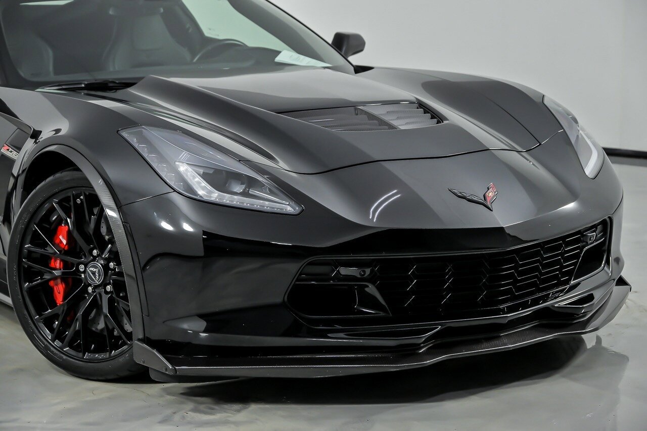 Used 2017 Chevrolet Corvette Z06 image 3