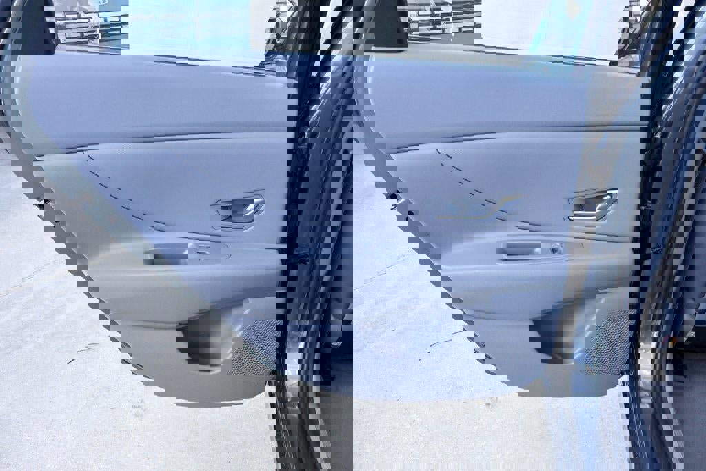 New 2026 Hyundai Elantra Sport image 13