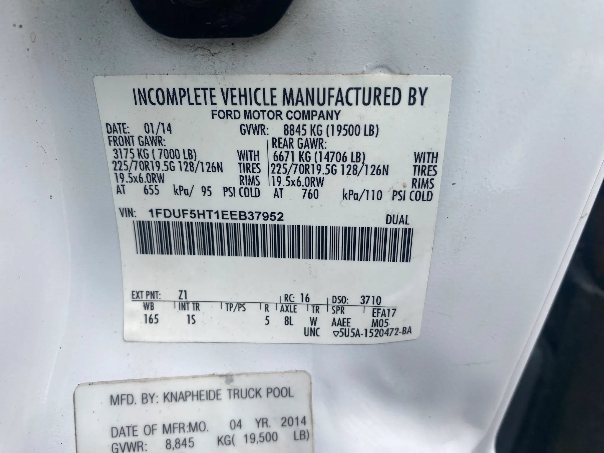 Used 2014 Ford F550 4x4 Regular Cab Super Duty image 28
