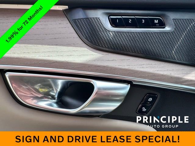 New 2026 Volvo XC90 B6 Plus w/ Protection Package Premier image 16