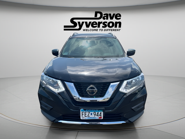 Used 2020 Nissan Rogue SV AWD/4WD image 2