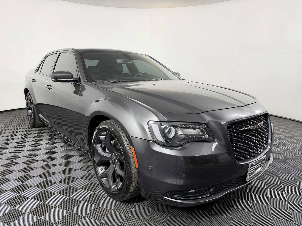 Used 2023 Chrysler 300 S RWD image 6