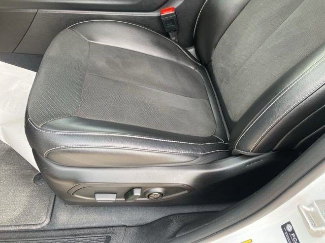 Used 2023 Jeep Grand Cherokee L Laredo AWD/4WD image 11