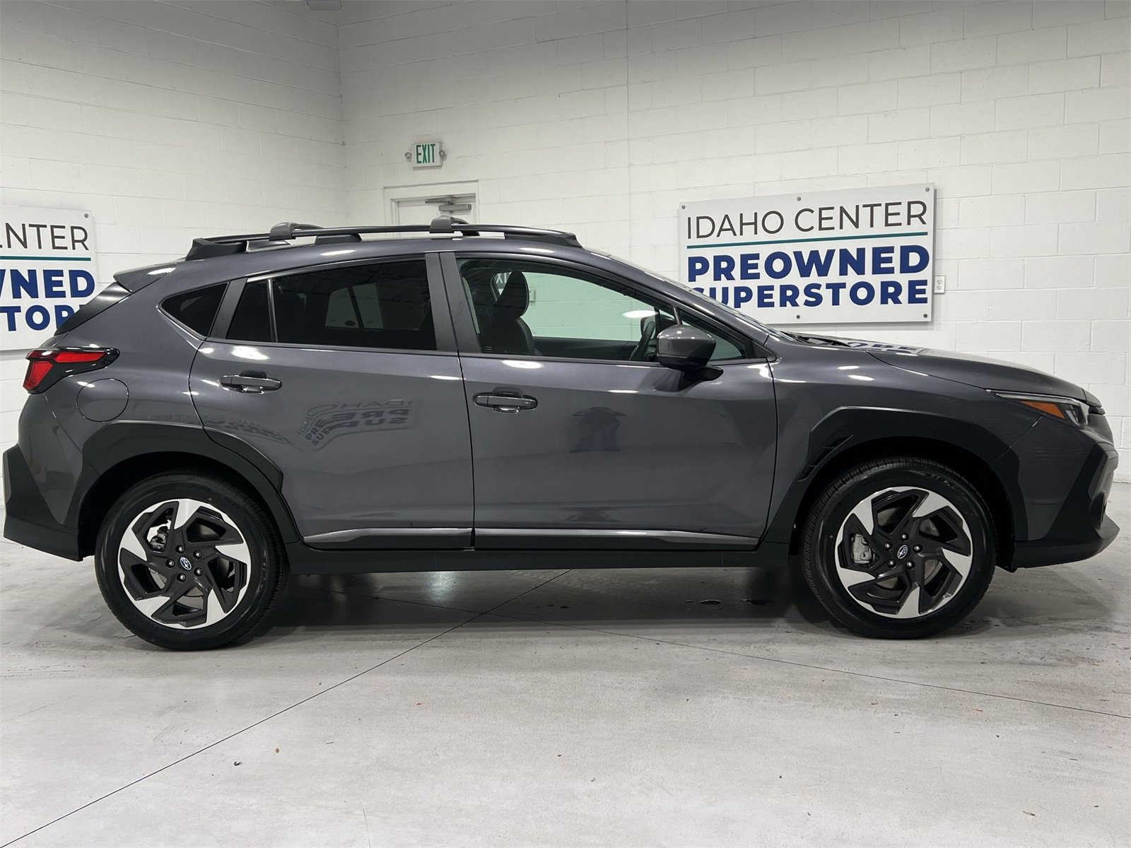 Certified 2025 Subaru Crosstrek 2.5i Limited w/ Crosstrek Mirror Package image 9