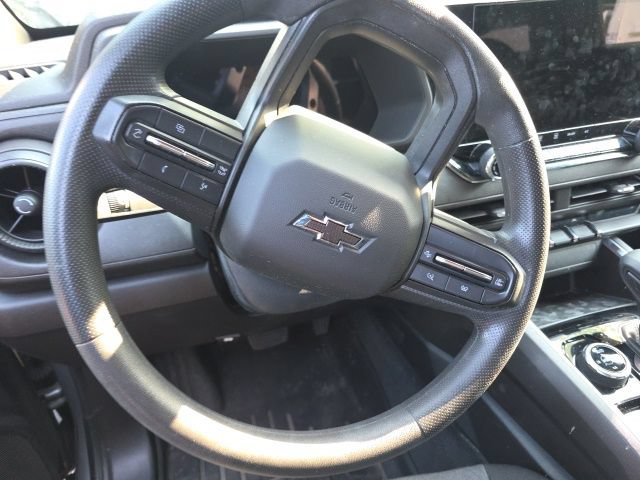 Used 2023 Chevrolet Colorado Trail Boss AWD/4WD image 11