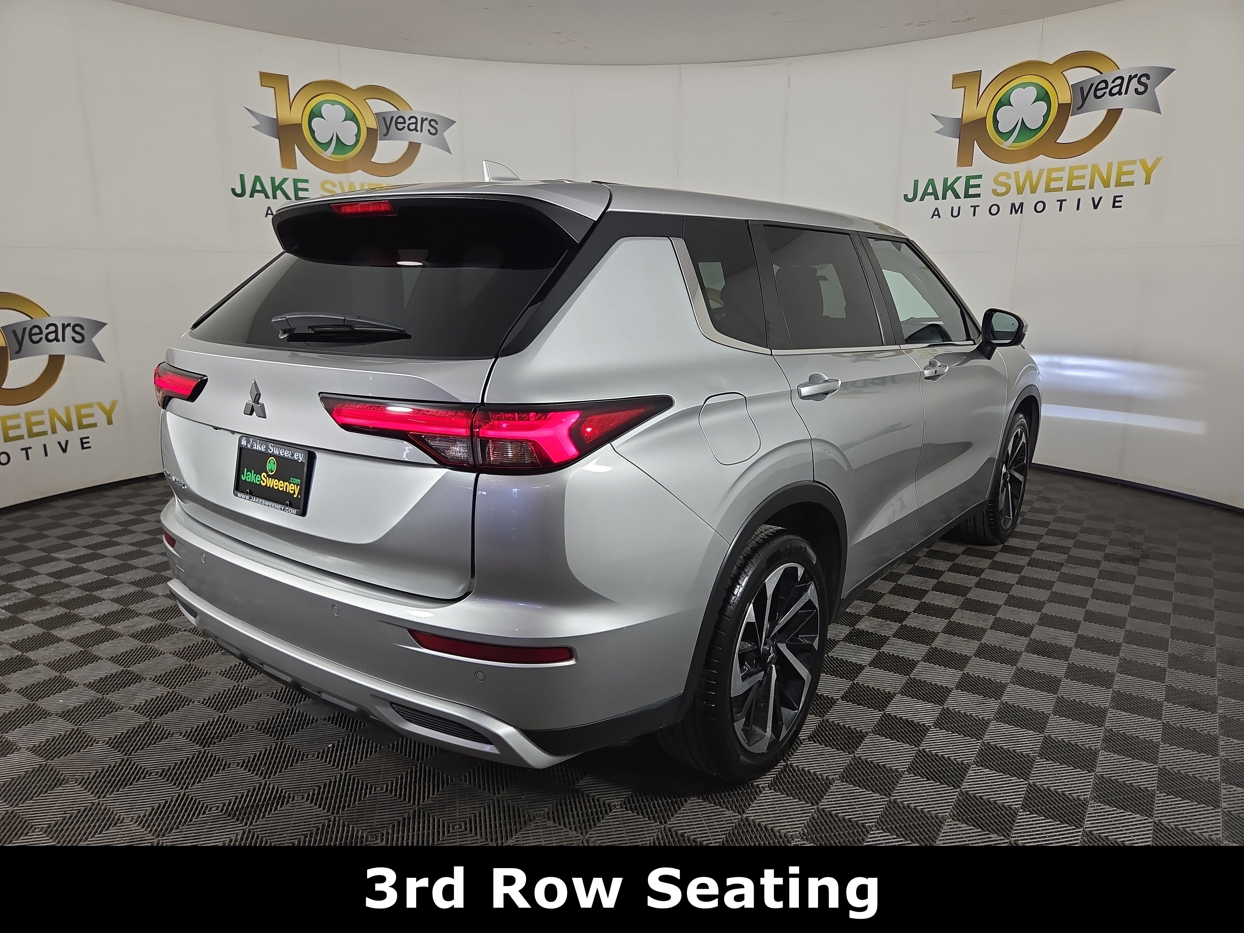Used 2024 Mitsubishi Outlander SE FWD image 10