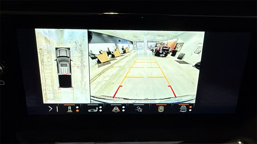 Used 2024 GMC Sierra 1500 AT4 w/ Technology Package image 38