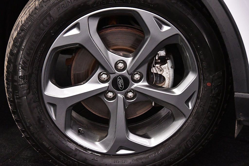 Used 2025 Ford Escape ST-Line AWD/4WD image 9